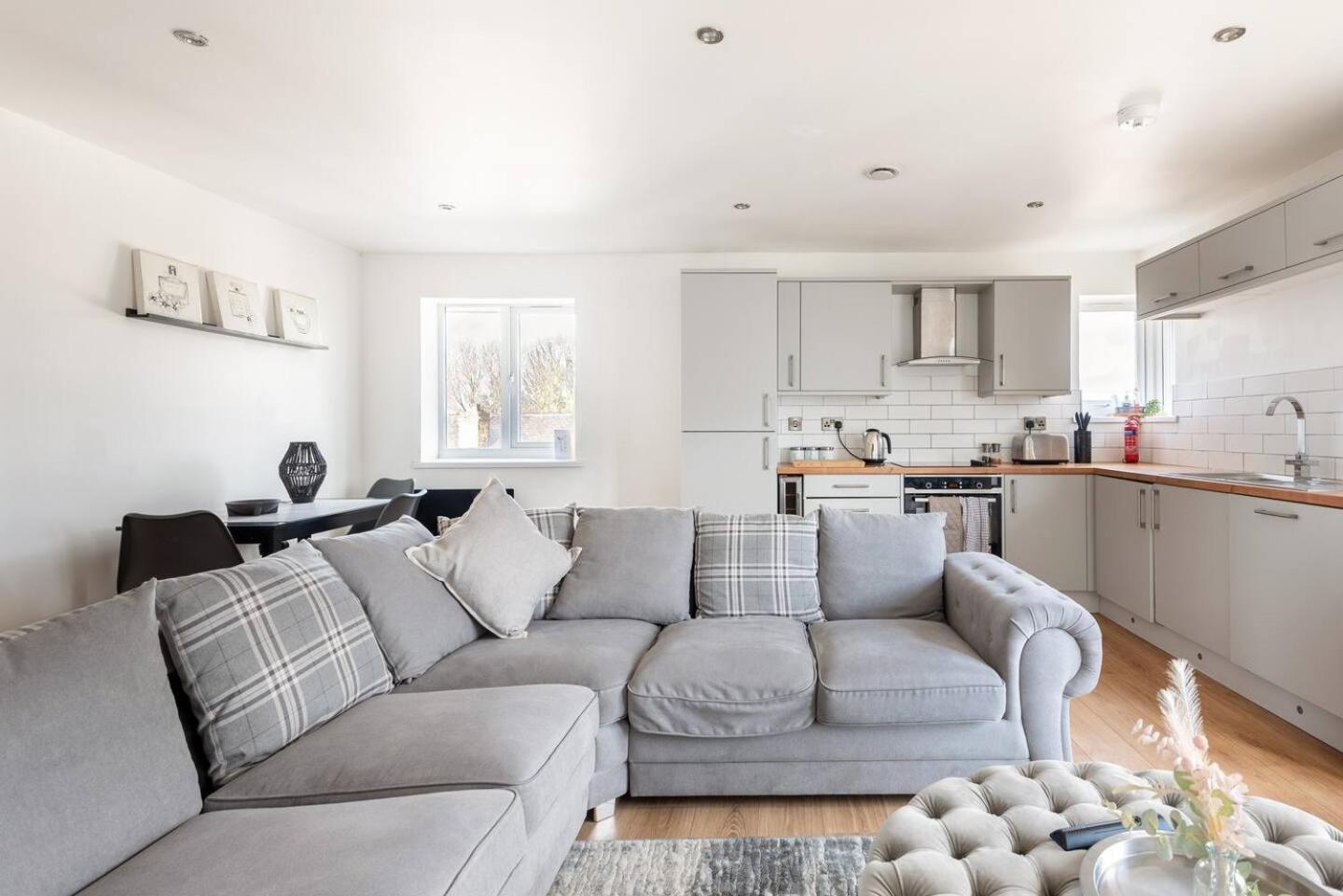 Luxurious 3-Bed Penthouse In Sheffield Lejlighed Handsworth Eksteriør billede